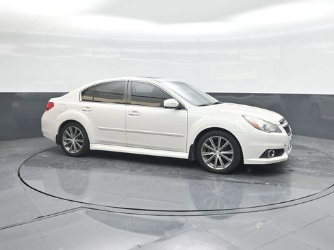 Used 2014 Subaru Legacy 2.5i Sport image 11