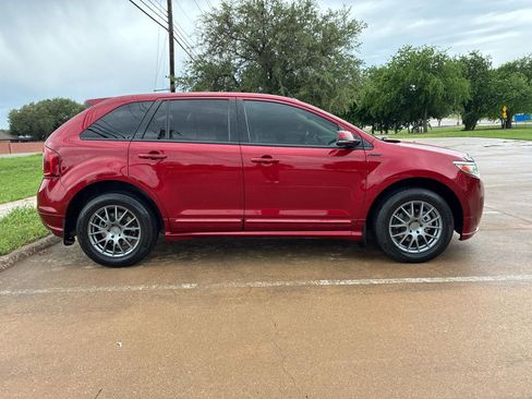Used 2014 Ford Edge Sport w/ Driver Entry Package image 4