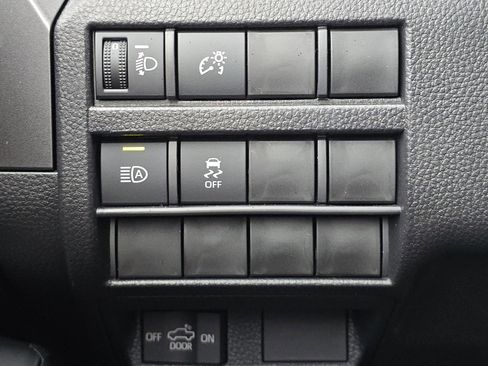 New 2025 Toyota Tacoma TRD Off-Road image 14