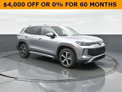 New 2025 Volkswagen Tiguan SE