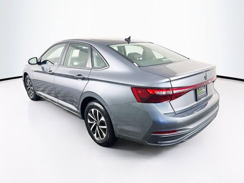 Used 2025 Volkswagen Jetta S image 5