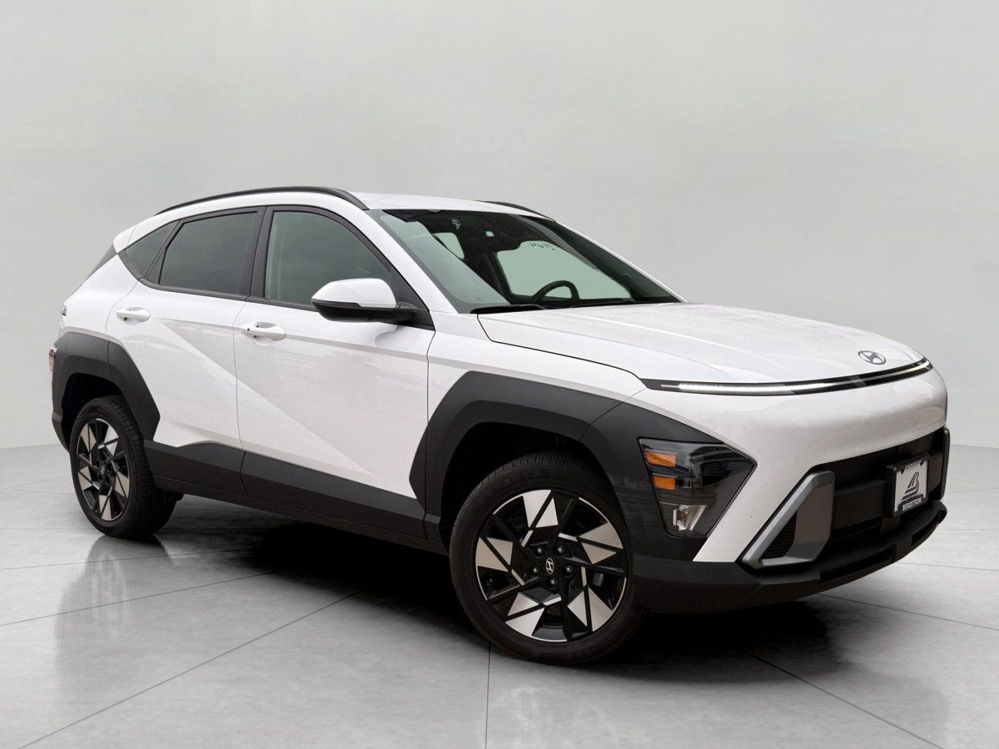 Used 2025 Hyundai Kona SEL AWD/4WD image 1