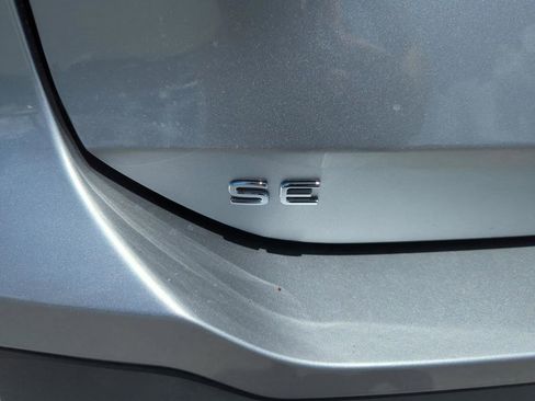 New 2026 Volkswagen Tiguan SE FWD image 45