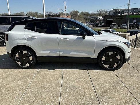 New 2026 Volvo EX30 Plus w/ Climate Package AWD/4WD image 7
