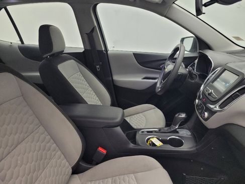 Used 2018 Chevrolet Equinox LS FWD image 21