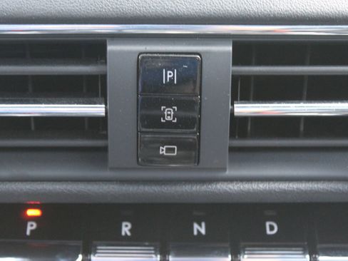 Used 2022 Lincoln Corsair Reserve w/ Equipment Group 201A AWD/4WD image 37