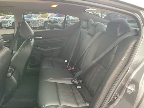 Used 2024 Nissan Altima 2.5 SR w/ SR Premium Package FWD image 21