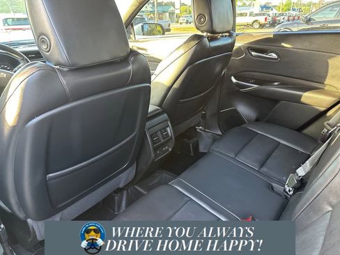 Used 2023 Cadillac XT4 Sport AWD/4WD image 25