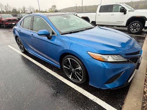 Used 2019 Toyota Camry XSE FWD image 5