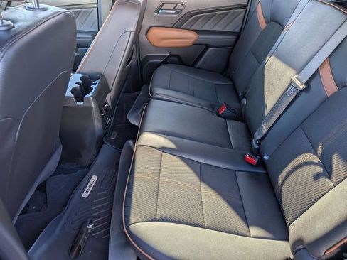 Used 2023 GMC Canyon AT4 w/ Canyon Safety Plus Package AWD/4WD image 32