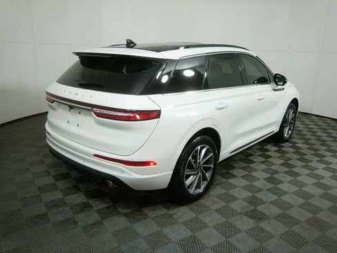 Used 2025 Lincoln Corsair Grand Touring w/ Equipment Group 301A image 3