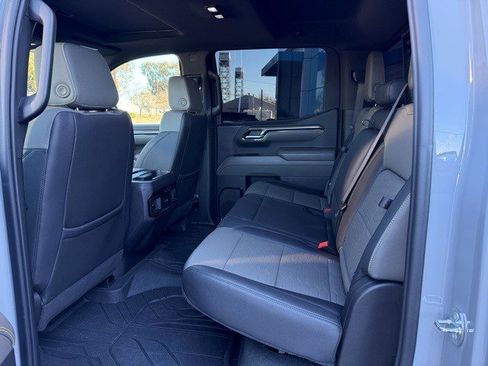 Certified 2024 Chevrolet Silverado 1500 ZR2 w/ Technology Package image 18