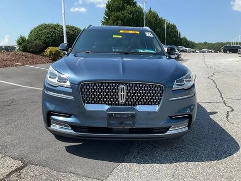 Used 2020 Lincoln Aviator Reserve w/ Equipment Group 202A AWD/4WD image 2