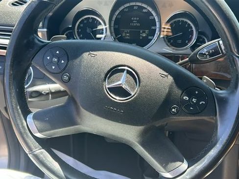 Used 2011 Mercedes-Benz E 350 Sedan image 19