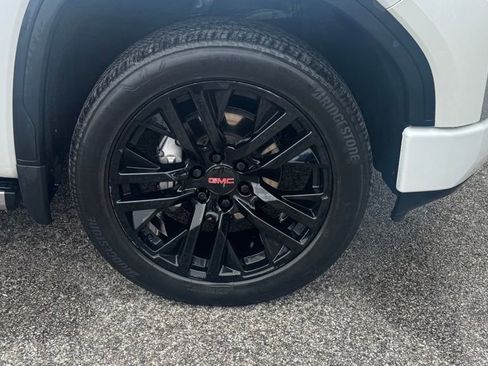 Used 2021 GMC Sierra 1500 Denali w/ Denali Ultimate Package AWD/4WD image 6