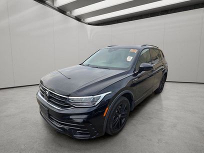 Used 2022 Volkswagen Tiguan SE R-Line