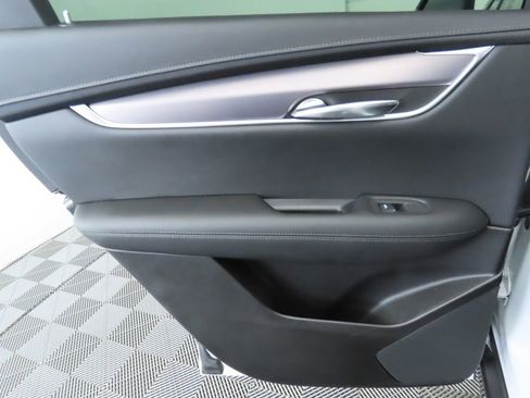 Used 2021 Cadillac XT5 Luxury image 26