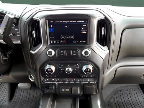 Used 2019 GMC Sierra 1500 AT4 w/ AT4 Premium Package image 23