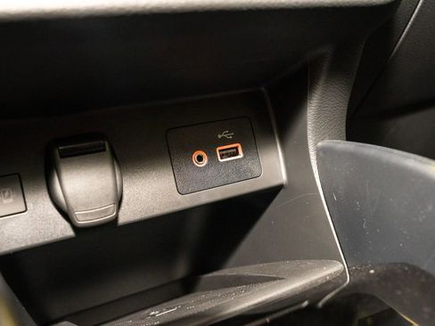 New 2025 Nissan Versa SV w/ Trunk Package image 16