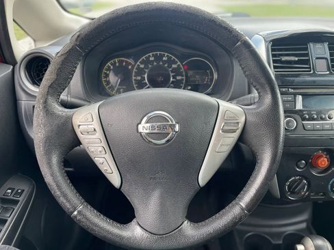Used 2015 Nissan Versa Note SV FWD image 12