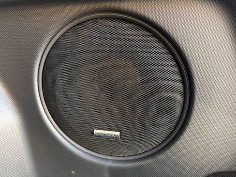 Certified 2025 Subaru Forester Limited image 29