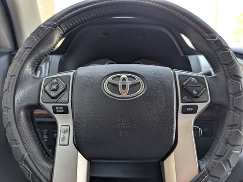 Used 2014 Toyota Tundra Limited w/ Limited Premium Package image 10