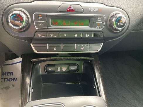 Used 2019 Kia Sorento EX image 30