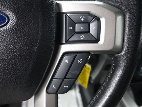 Used 2021 Ford F250 Lariat w/ Lariat Value Package AWD/4WD image 27