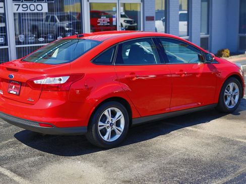 Used 2013 Ford Focus SE FWD image 16
