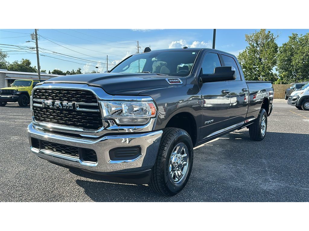 Used 2022 RAM 2500 Big Horn AWD/4WD image 2