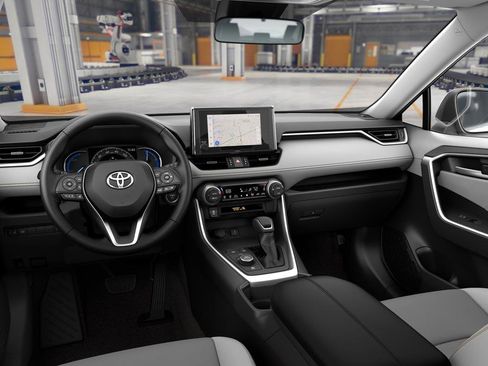 New 2025 Toyota RAV4 XLE Premium w/ Weather Package AWD/4WD image 19
