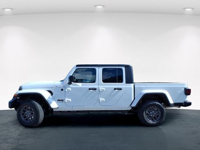 New 2026 Jeep Gladiator Sport AWD/4WD image 5
