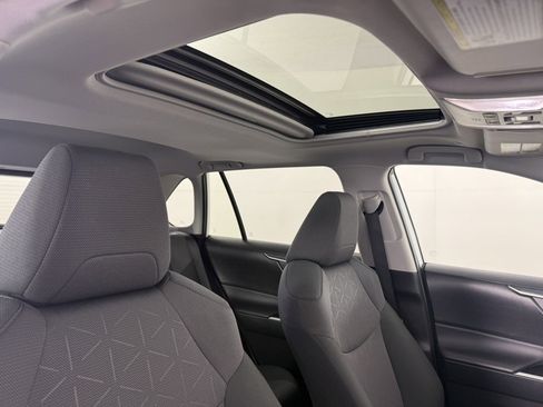 Used 2025 Toyota RAV4 XLE w/ Convenience Package image 13