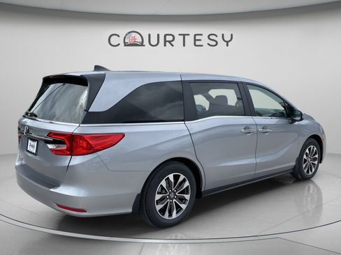 Used 2021 Honda Odyssey EX-L image 6