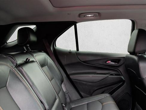 Used 2023 Chevrolet Equinox Premier FWD image 20