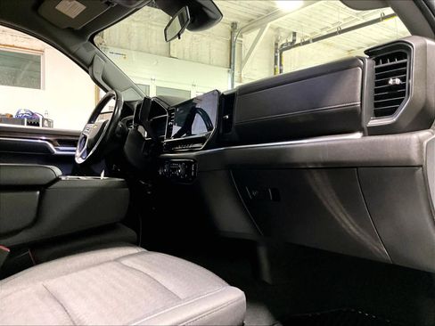 Certified 2022 Chevrolet Silverado 1500 LT image 14