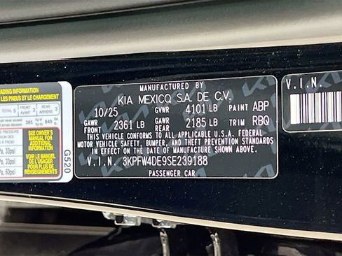 New 2025 Kia K4 GT-Line image 18