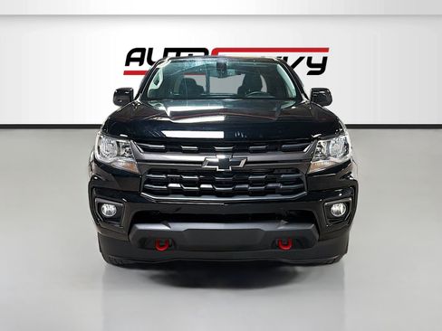 Used 2022 Chevrolet Colorado LT w/ Trail Boss Package AWD/4WD image 2