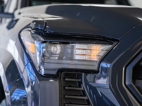 New 2026 Toyota Tacoma SR5 image 12