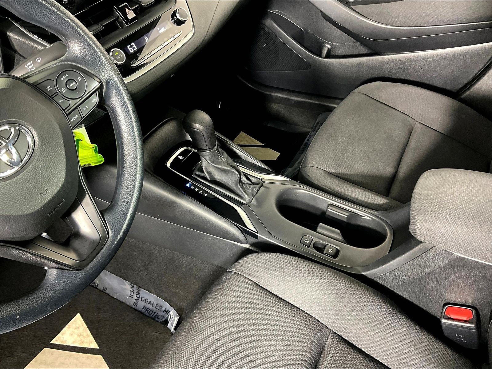 Used 2023 Toyota Corolla LE FWD image 18