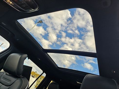 New 2024 Jeep Grand Cherokee L Overland w/ Advanced Protech Group III image 27