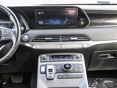 Used 2022 Hyundai Palisade Calligraphy image 13