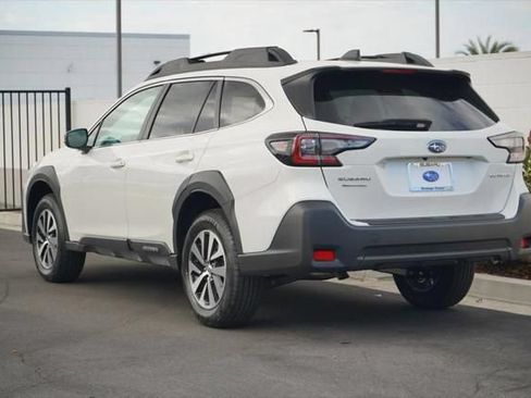 Certified 2025 Subaru Outback Premium AWD/4WD image 3