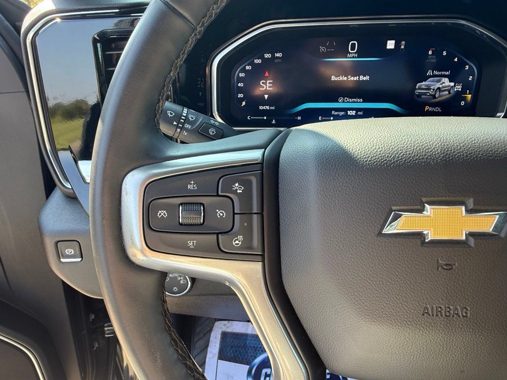 Used 2026 Chevrolet Silverado 1500 LT AWD/4WD image 29