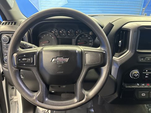 Used 2019 Chevrolet Silverado 1500 Custom Trail Boss w/ Custom Convenience Package image 14