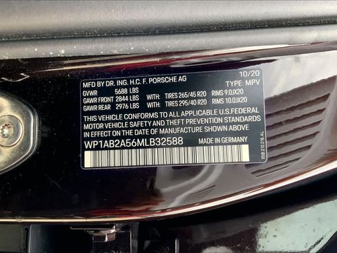 Used 2021 Porsche Macan S image 33