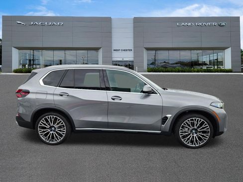 Used 2025 BMW X5 xDrive40i w/ Executive Package AWD/4WD image 6