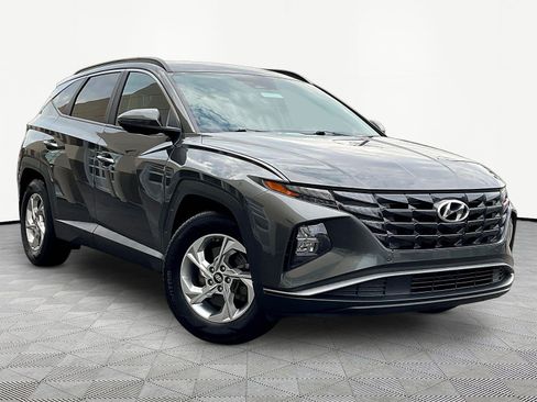 Used 2023 Hyundai Tucson SEL FWD image 3