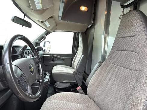 Used 2023 Chevrolet Express 3500 w/ Power Convenience Package RWD image 20