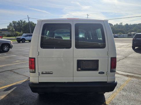 Used 2006 Ford E-350 and Econoline 350 XLT RWD image 5